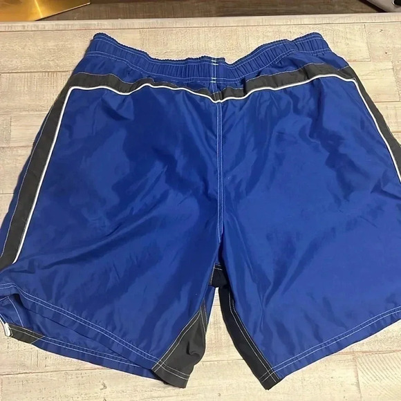MENS‎ SPEEDO SWIM TRUNKS. XL - Picture 4 of 8